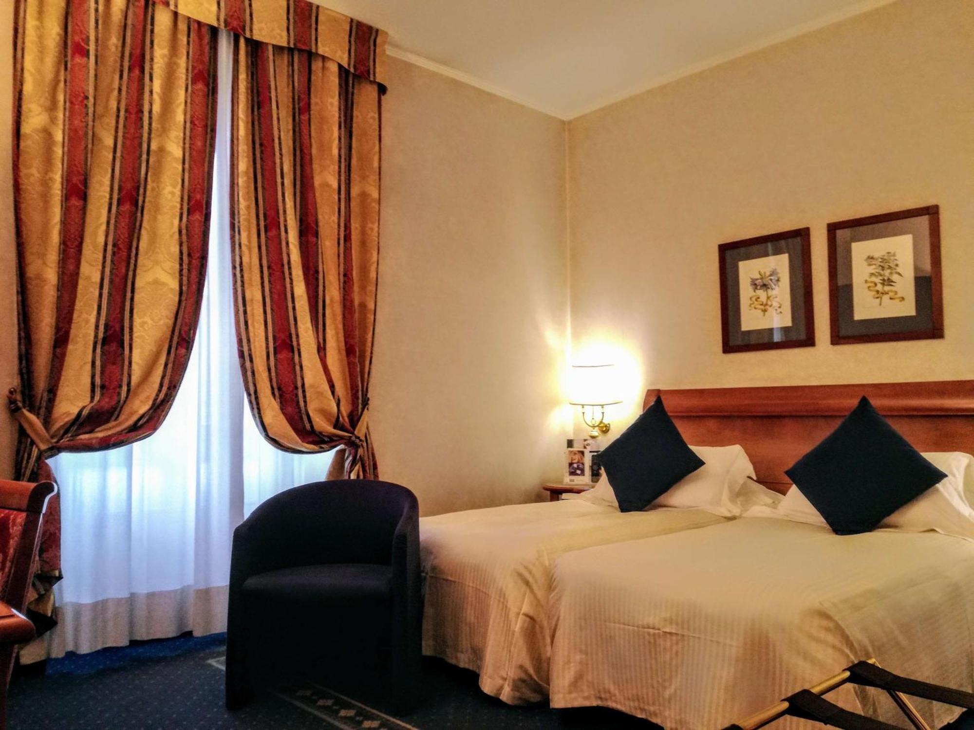 Hotel Cappello D'Oro, BW Signature Collection Бергамо Екстериор снимка
